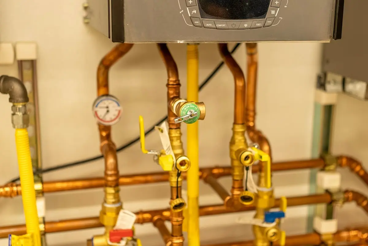 Licensed technician providing Emergency Plumbing for a homeowner in Pataskala